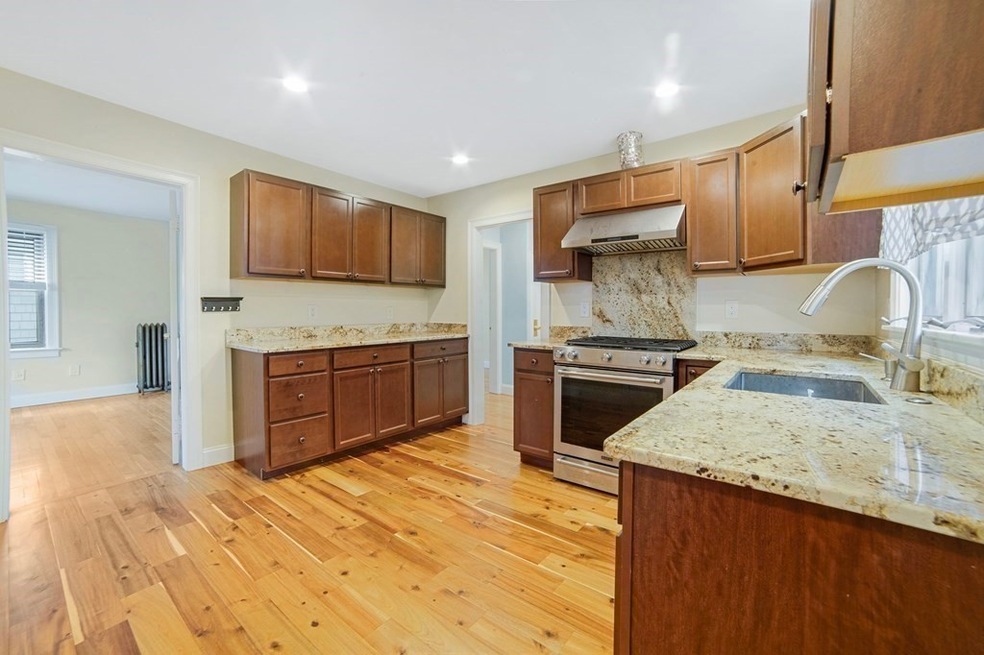 75 Appleton St unit 1, Quincy, MA 02171 - photo 1