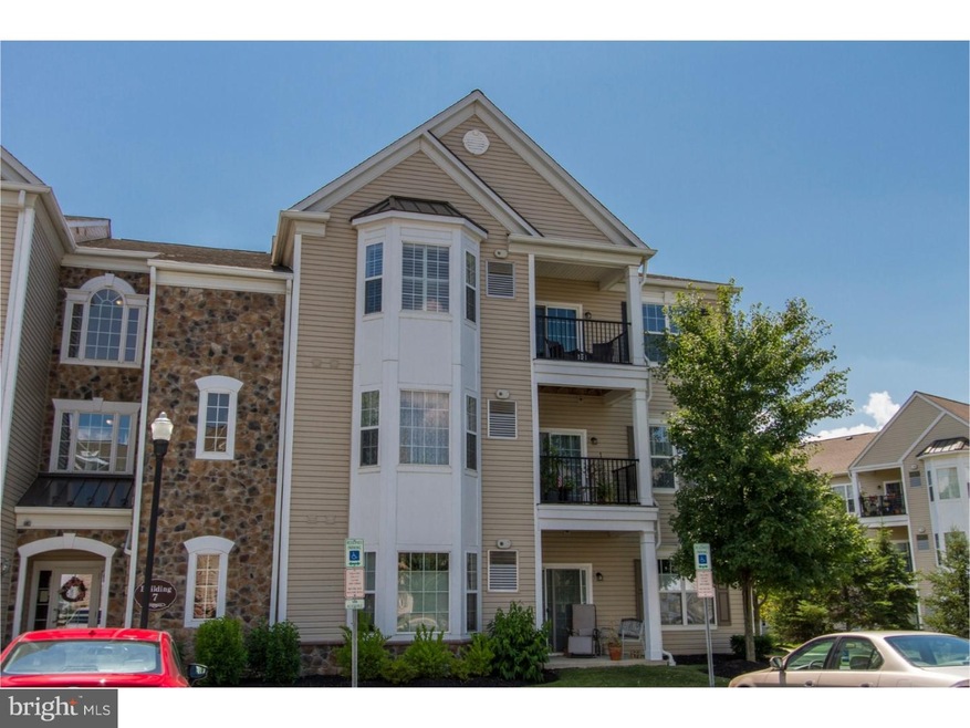 733 Creekside Dr unit 83, Brookhaven, PA 19015 - photo 1