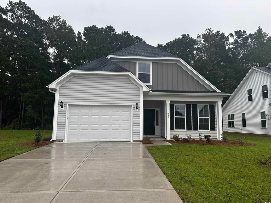 View of front facade with a front lawn