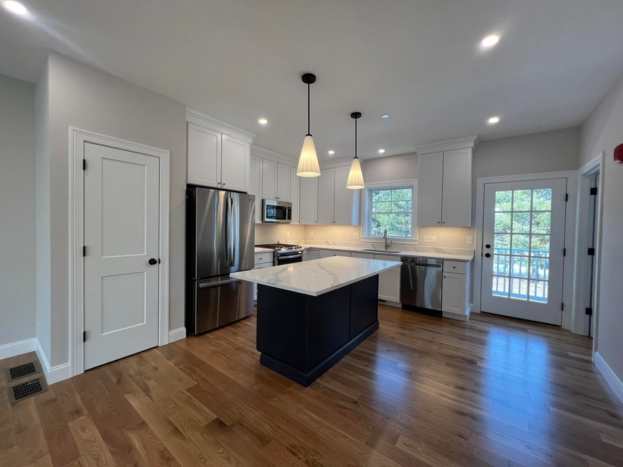 26 Juniper Ln, Portsmouth, NH 03801 - photo 1