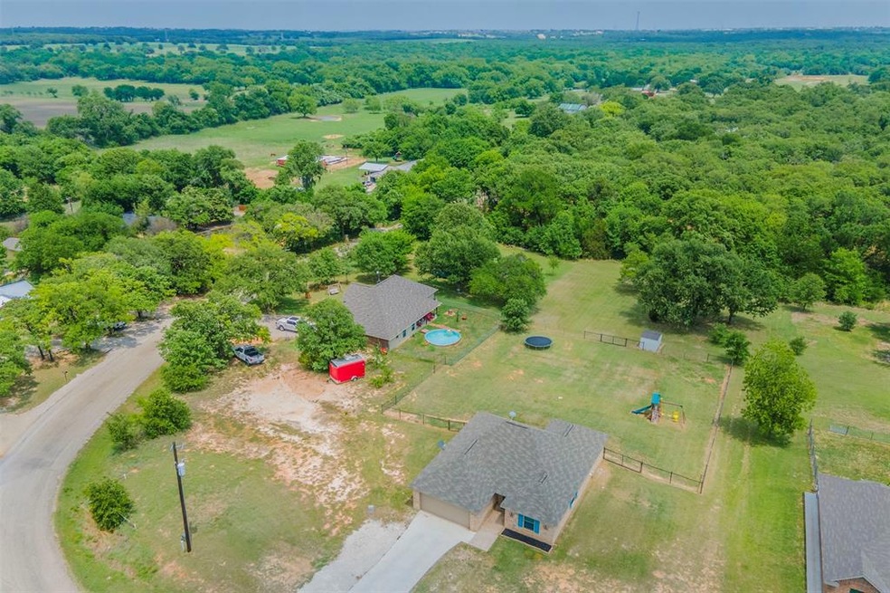 3119 Zion Hill Loop, Weatherford, TX 76088 - photo 1