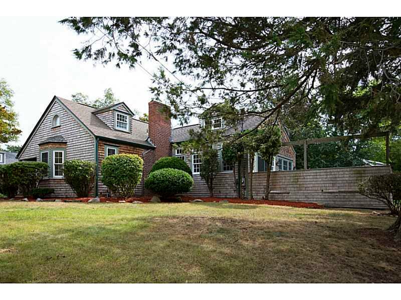 14 Warren St, Smithfield, RI 02917 - photo 1