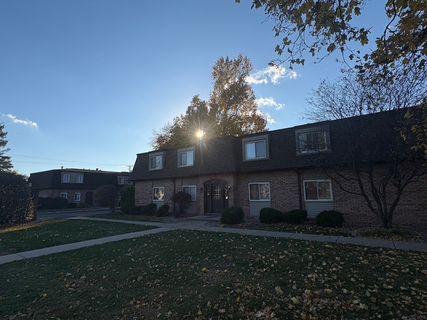 1119 S Curtis Ave unit A1, Kankakee, IL 60901 - photo 1