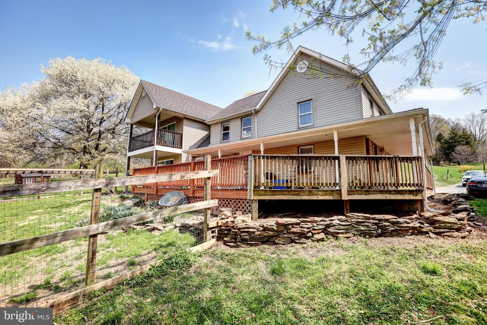 18420 Mount Lock Hill Rd, Sharpsburg, MD 21782 - photo 1
