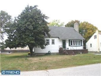 1988 Melvina Rd, Woodbury, NJ 08096 - photo 1