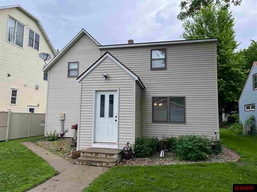 1111 N Franklin St, New Ulm, MN 56073 - photo 1