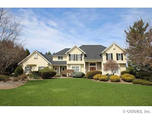 Exterior Front Welcome to 9 Barrington Hills!