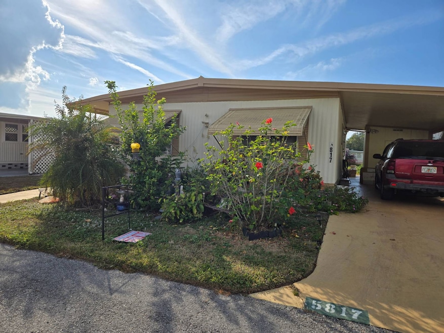 5817 Eastlake Dr unit 91, New Port Richey, FL 34653 - photo 1