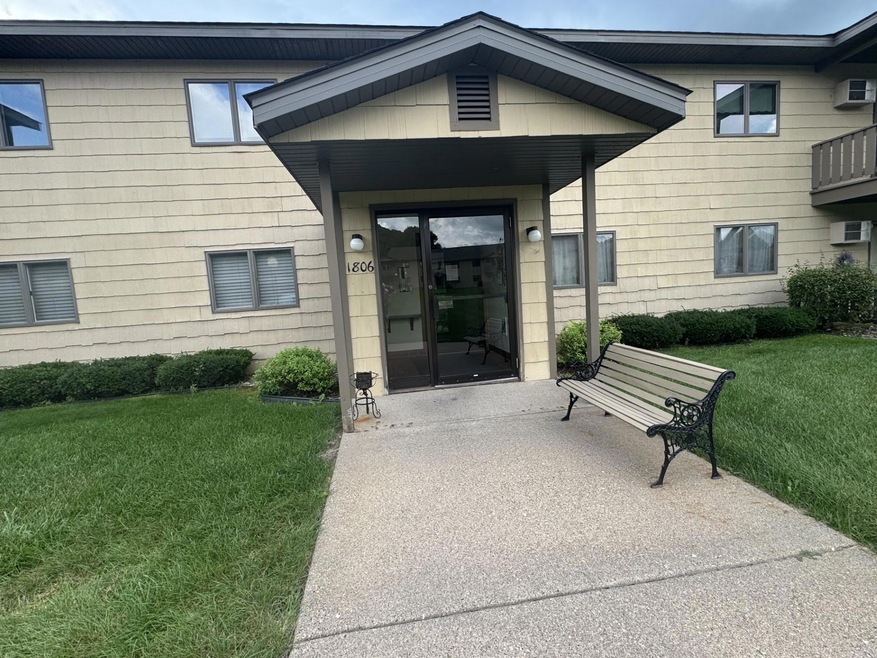 1806 Pioneer Rd unit 213, Red Wing, MN 55066 - photo 1