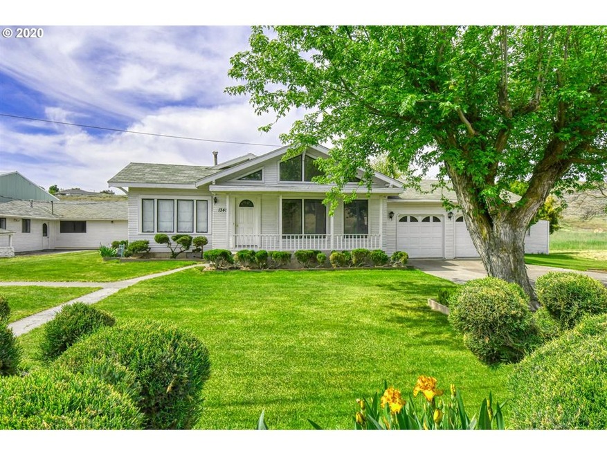 1345 Tutuilla Rd, Pendleton, OR 97801 - photo 1