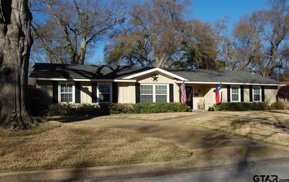 3415 Lynnwood Dr, Tyler, TX 75701 - photo 1