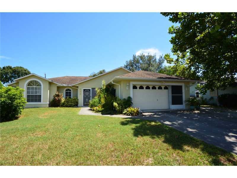 557 Durant St, Sebastian, FL 32958 - photo 1