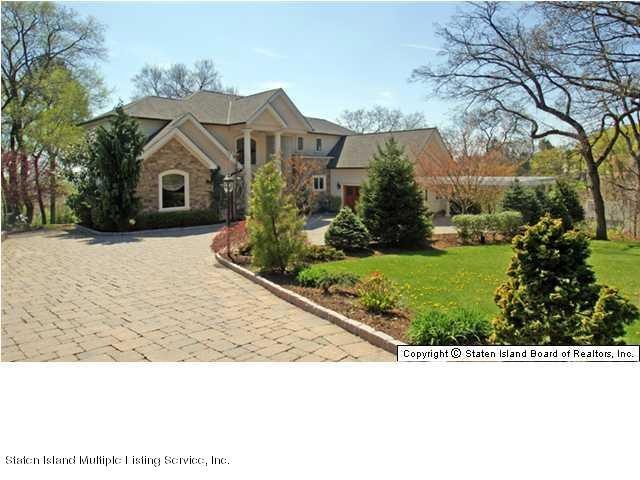 87 Circle Rd unit 89, Staten Island, NY 10304 - photo 1