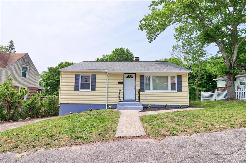 33 N Beacon St, Waterbury, CT 06704 - photo 1