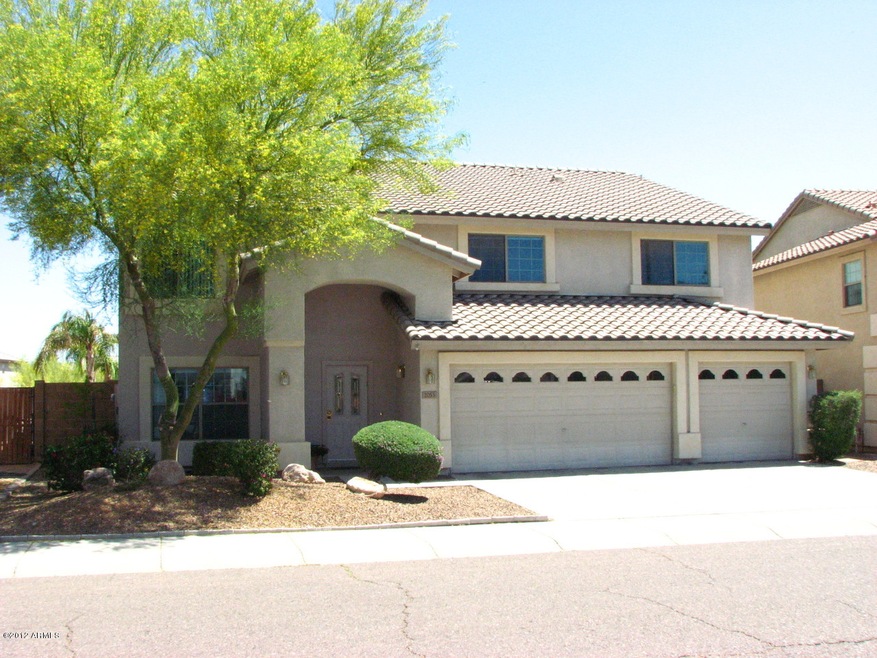 FRONT OF HOUSE
