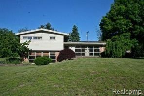 1112 FOX HILLS DR 15.jpg