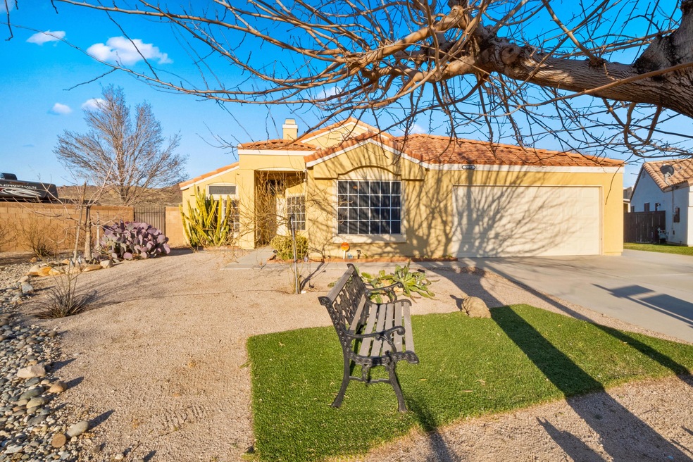 3318 Mesa Ct, Rosamond, CA 93560 - photo 1