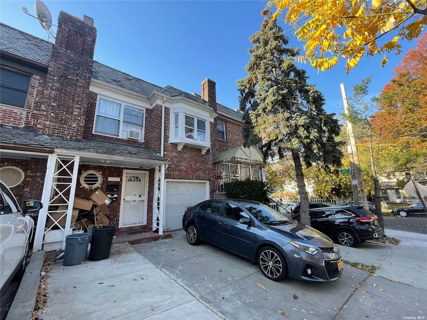 33-04 143rd St, Flushing, NY 11354 - photo 1