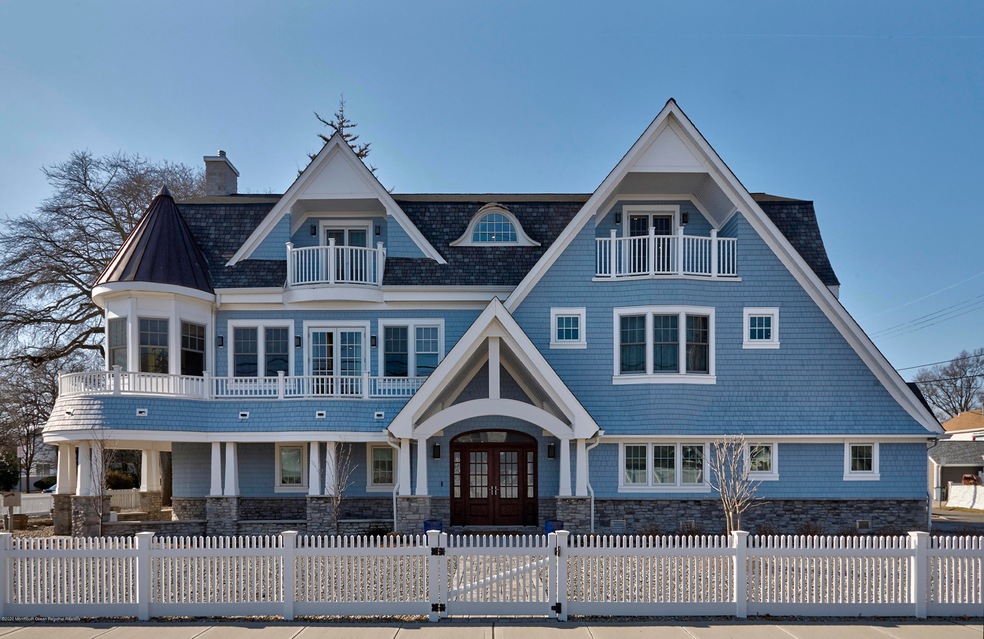 002_Front Elevation