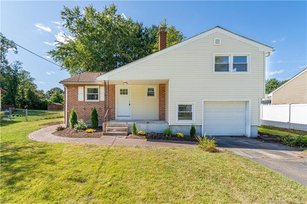 21 Holmes Dr, Windsor, CT 06095 - photo 1