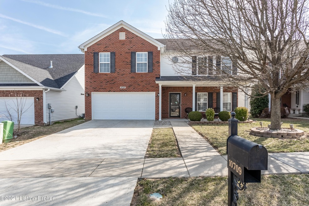 10709 Evanwood Dr, Louisville, KY 40228 - photo 1