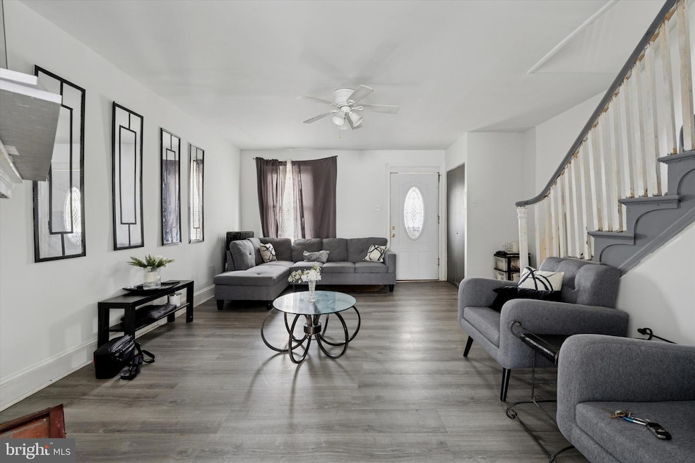 219 Laurel Rd, Sharon Hill, PA 19079 - photo 1