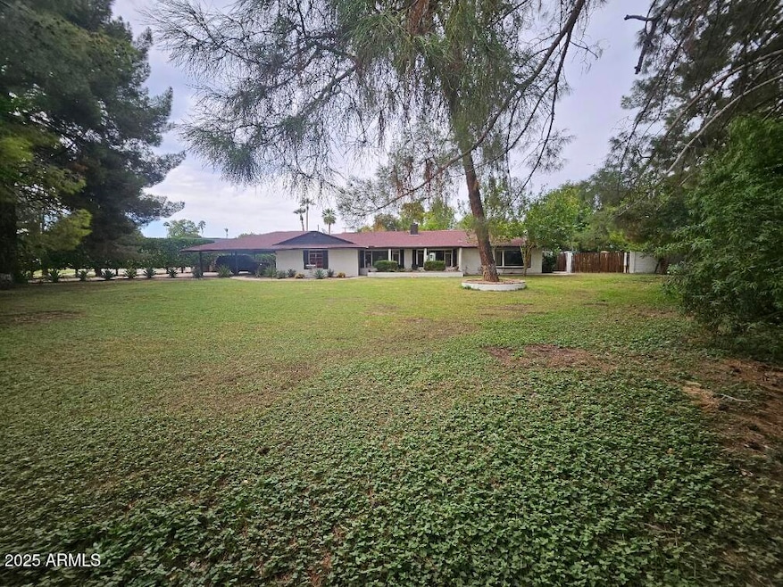 8001 N 14th Ave, Phoenix, AZ 85021 - photo 1