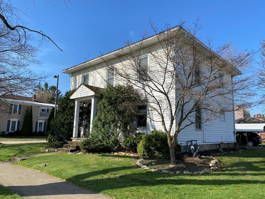 135 N Market St, Loudonville, OH 44842 - photo 1