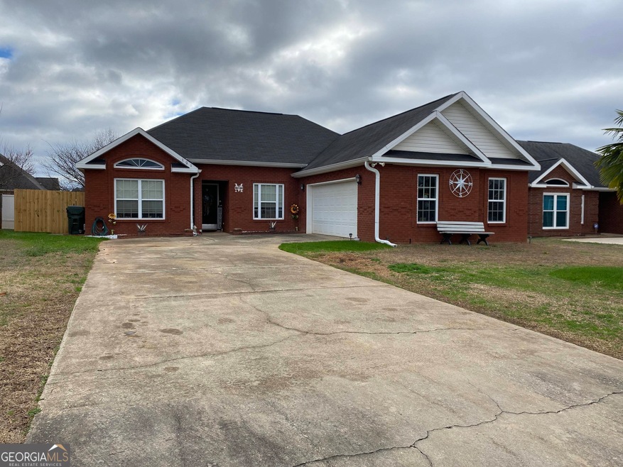 121 Manchester Ln, Byron, GA 31008 - photo 1