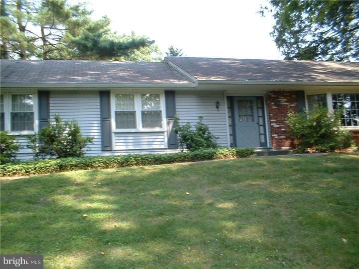 46 Clayton Park Dr, Glen Mills, PA 19342 - photo 1