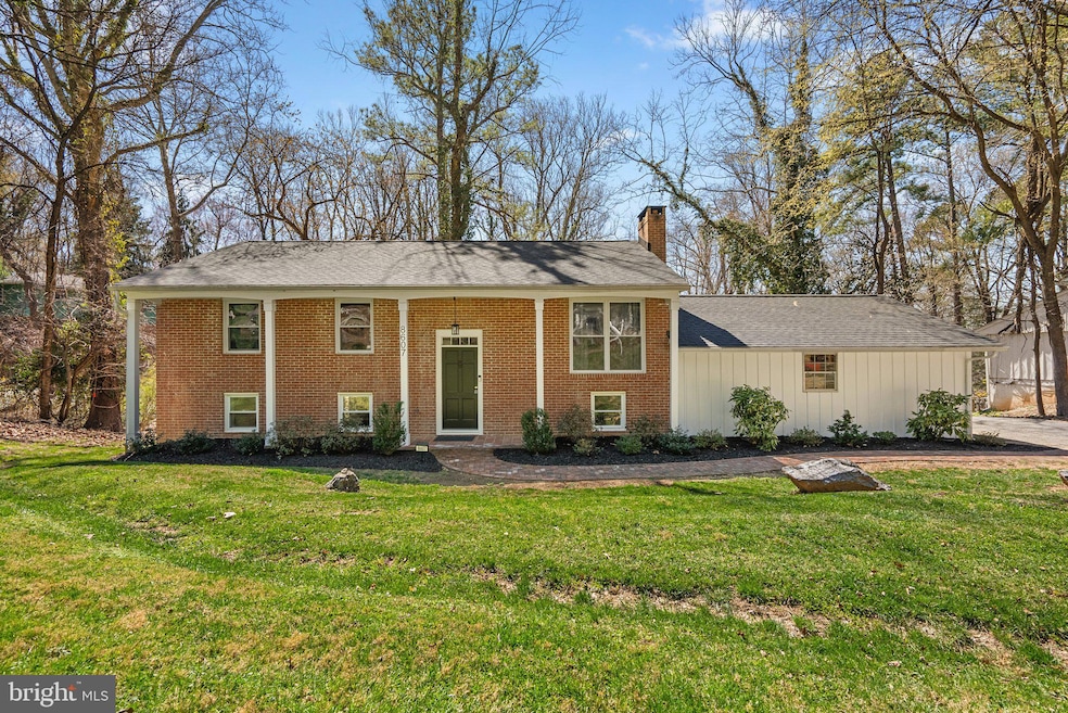 For Sale $560,000 • Co-Listing Agent