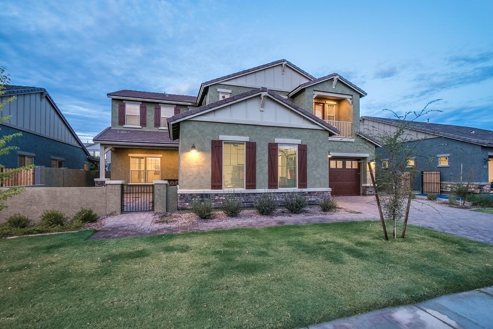 Comstock-092