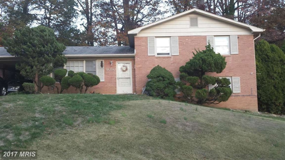 9010 Pinehurst Dr, Fort Washington, MD 20744 - photo 1