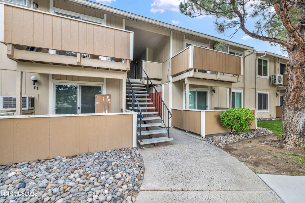 3865 E Leonesio Dr unit F2, Reno, NV 89512 - photo 1