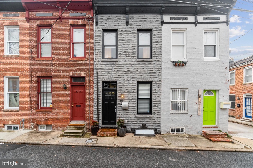 2213 Boyer St, Baltimore, MD 21231 - photo 1