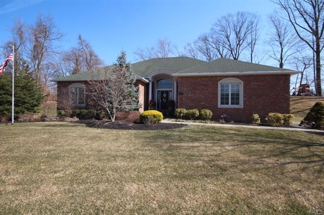 10 Carley Ct, West Nyack, NY 10994 - photo 1