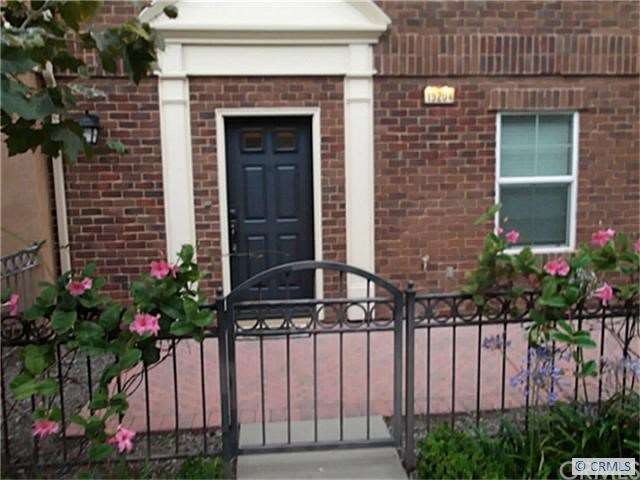 Taylor Way front door