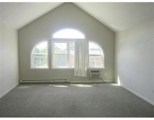 249 Main St unit 3-3, Rutland, MA 01543 - photo 1