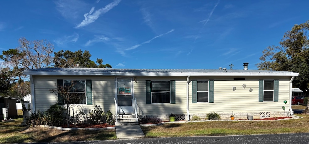 12331 Corvette Ln, Weeki Wachee, FL 34614 - photo 1