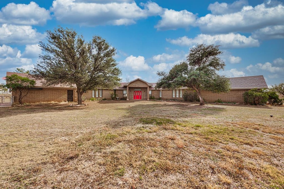 11707 W County Road 58, Midland, TX 79707 - photo 1