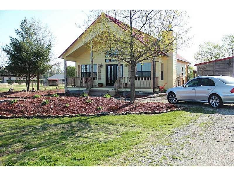 Exterior Front. 18.35 acre farm with pasture and s