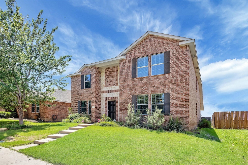 692 Austin Ln, Lavon, TX 75166 - photo 1