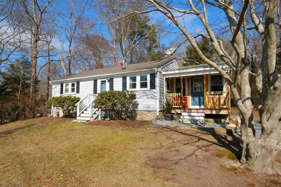 5 Clay Pond Rd, Buzzards Bay, MA 02532 - photo 1