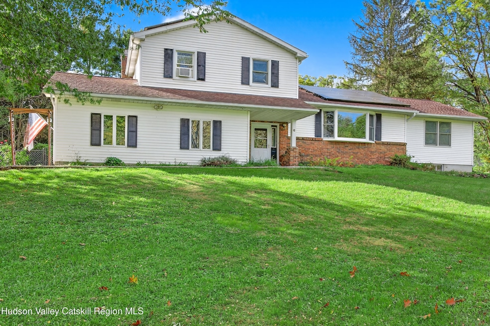 Under Contract $525,000