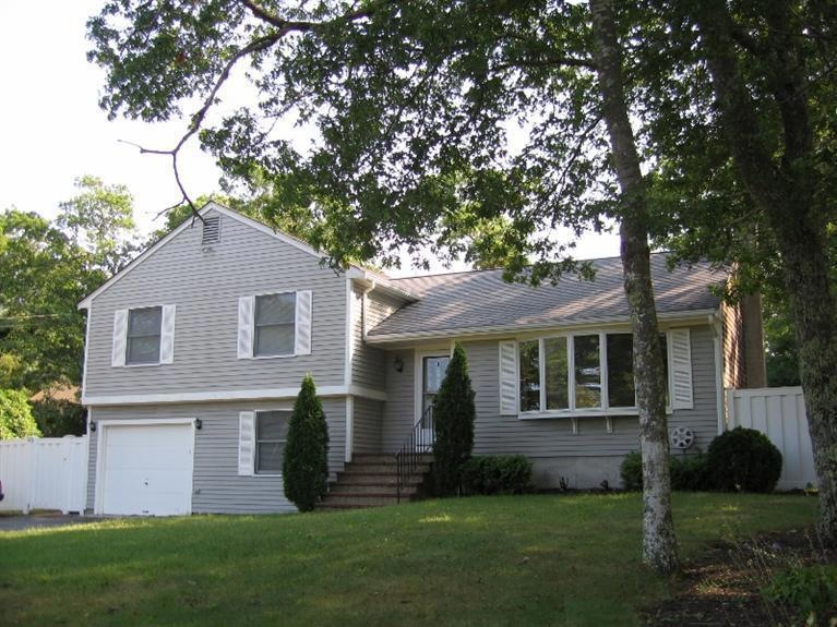 38 Cranberry Rd, Buzzards Bay, MA 02532 - photo 1