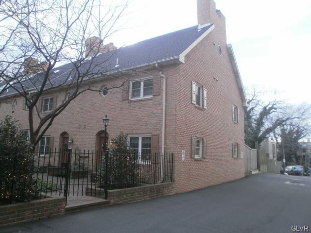 56 W Market St, Bethlehem, PA 18018 - photo 1