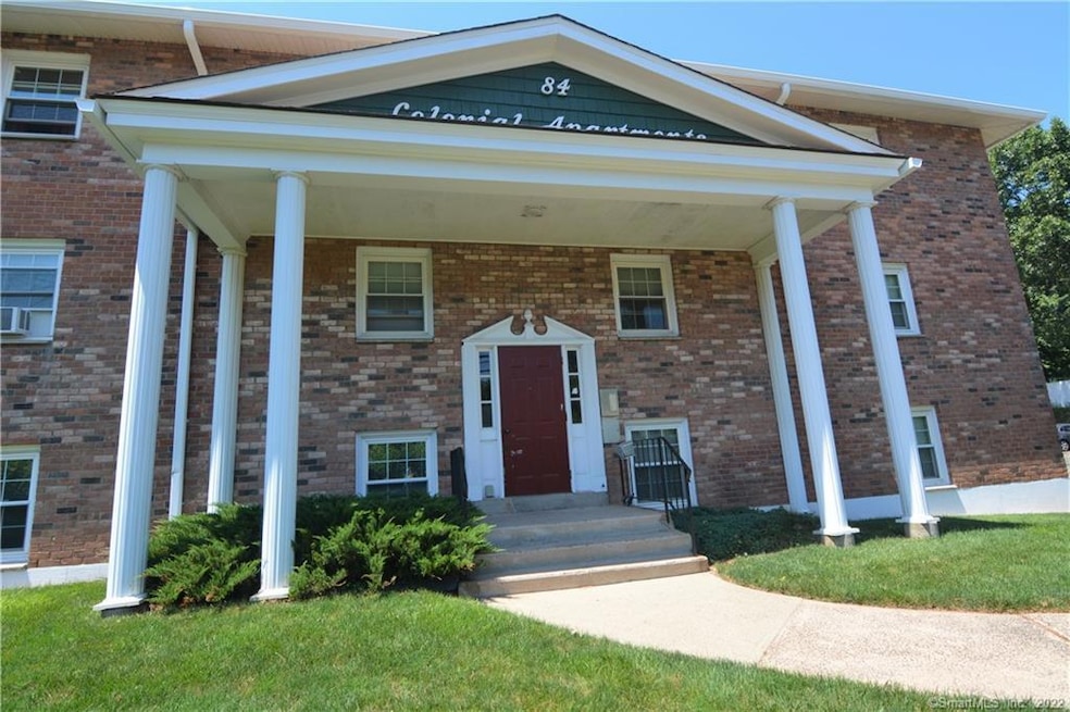84 S Broad St unit 201, Meriden, CT 06450 - photo 1