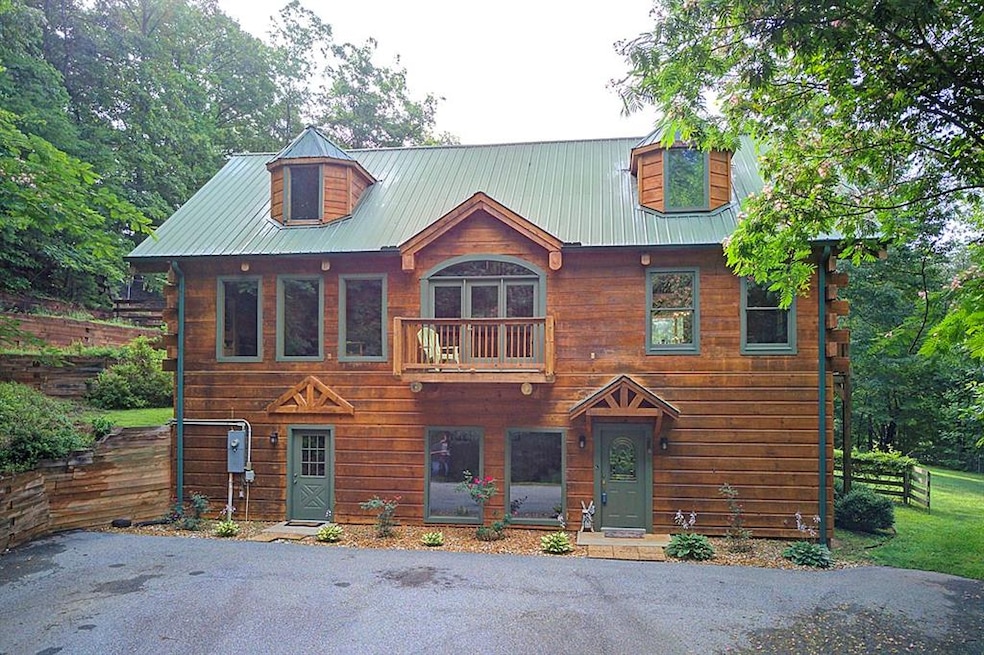 45 Chestatee River Ridge - a personal mountain ret