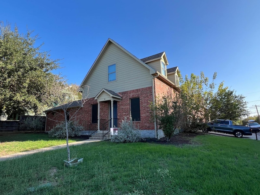 1309 Olander St unit B, Austin, TX 78702 - photo 1