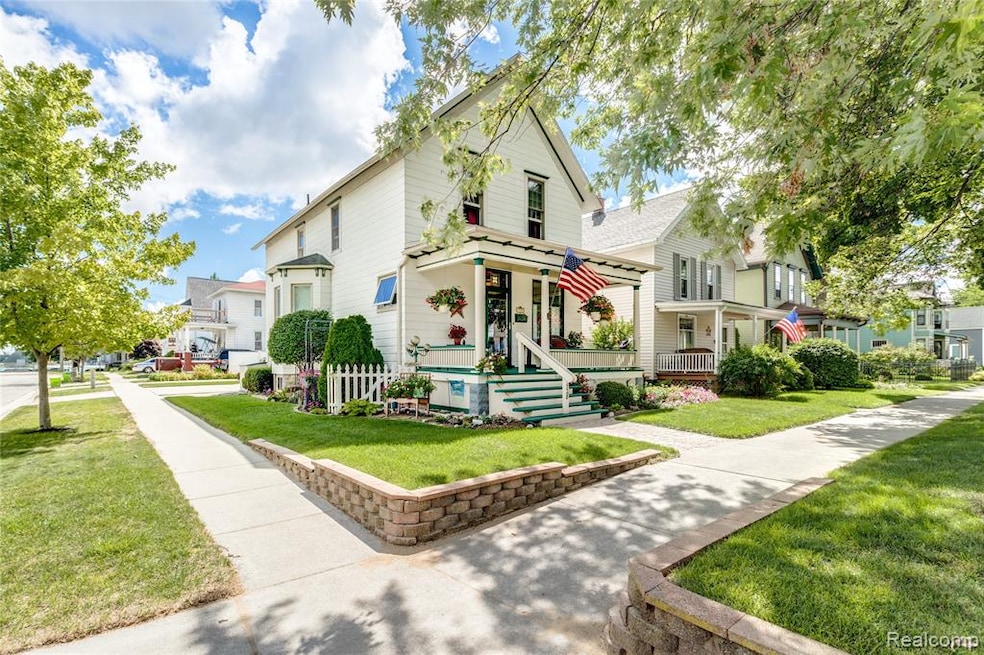 928 Huron Ave (2 of 43).jpg